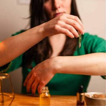 curso de belleza ayurveda aceite de sésamo ayurveda