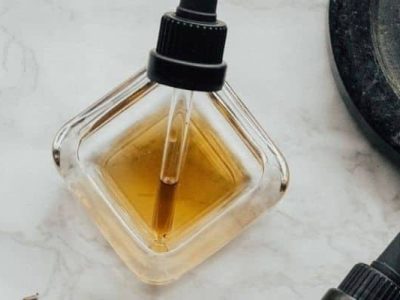 aceite-de-sandalo-propiedades-comprar